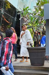 Bipasha Basu Snapped Post Photo Shoot at Sussanne's store