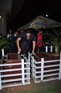 Arjun Kapoor Meets Fans