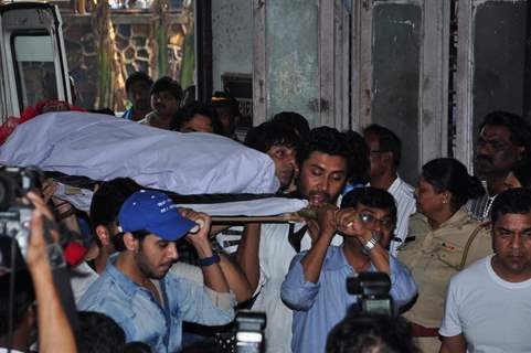 Pratyusha Banerjee's Funeral