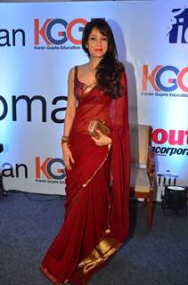Vidya Malvade at 'I am Woman' Award Ceremony