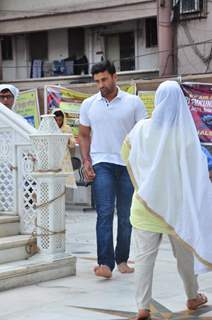 Sangram Singh at Prayer Meet of 'Pratyusha Banerjee'