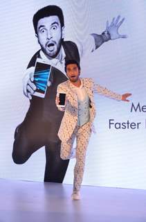 Ranveer Singh Launches VIVO V3 and V3 Max