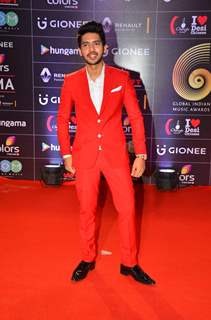 Armaan Malik at COLORS GiMA AWARDS 2016