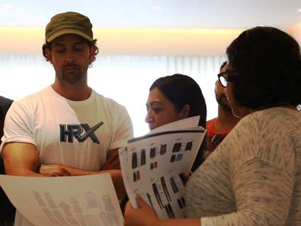 Hrithik Roshan Checks out HRX brands apparels !