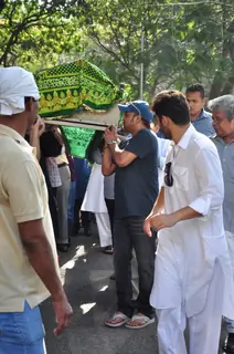 Sajid Ali at Funeral of Firoz Nadiadwala's Mother Munira Nadiadwala