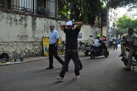 Ahmed Khan at Funeral of Firoz Nadiadwala's Mother Munira Nadiadwala