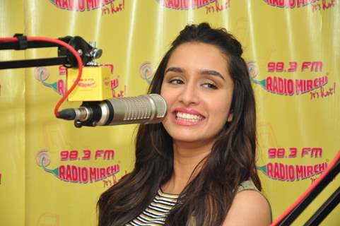 Shraddha Kapoor goes live at Radio Mirchi for Promotions of 'Baaghi'