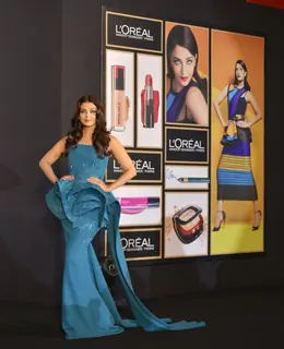 Aishwarya Rai Bachchan Launches Infallible Collection at L'Oreal Event