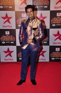 Karan Mehra at Star Parivar Awards Red Carpet Event