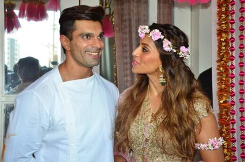 Karan - Bipasha's Mehendi Ceremony