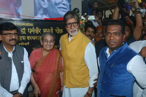 Amitabh Bachchan at Street's Renaming Ceremony in Bandra