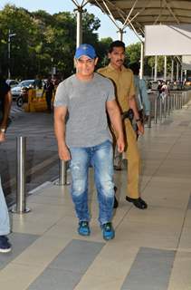 Aamir Khan Snapped at Airport