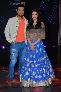 Randeep Hooda and Aishwarya Rai Bachchan at Promotions of Sarbjit on Show 'Sa Re Ga Ma Pa'