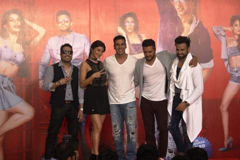 Mika, Jacqueline, Akshay, Riteish and Rithvik Dhanjani at Song Launch of 'Housefull 3'