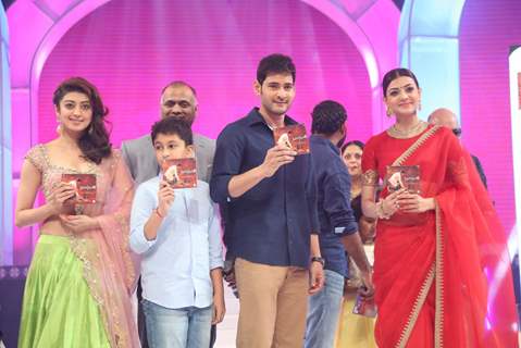 Mahesh Babu, Kajal Aggarwal and Pranitha Shubhash atTrailer Launch of the film 'Brahmotsavam'