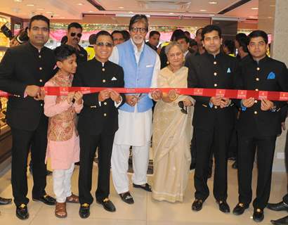 Amitabh Bachchan and Jaya Bachchan Promote Kalyan Jewellers in Kolkata