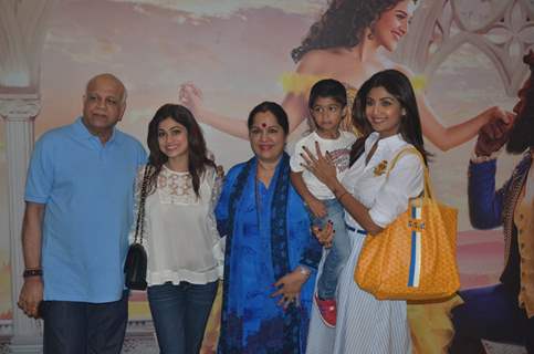 Shilpa Shetty and Shamita Shetty at Special Screening of 'Beauty and the Beast'