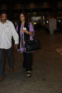 Celebs Snapped at Airport