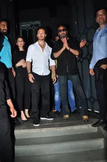Tiger Shroff with dad Jackie Shroff at Success Bash of 'Baaghi'