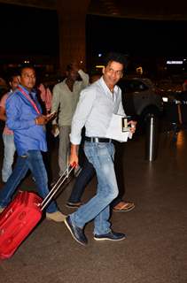 Manoj Bajpayee Snapped at Airport