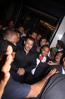 Salman Khan Graces the Wedding Reception of Preity Zinta & Gene Goodenough