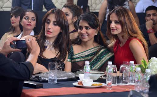 Farah Khan Ali, Shaina NC and Sussanne Khan of Hello Magazine's 'Iconic Jewels of India'
