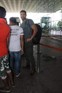 Airport Spotting: John Abraham