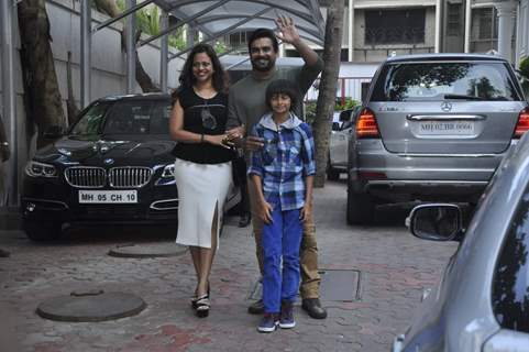 R Madhavan with wife & kid at Shilpa Shetty's Son 'Vivan's' 4th Birthday Celebrations