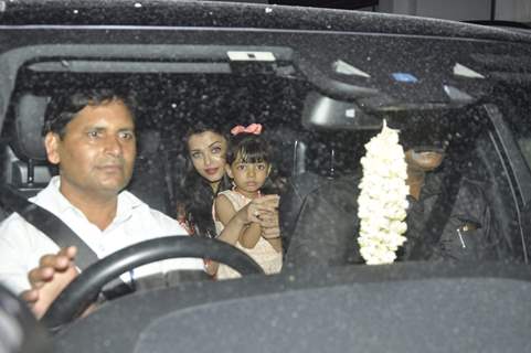 Aishwarya Rai Bachchan with daughter Aaradhya at Shilpa Shetty's Son Vivan's 4th B'day Celebration