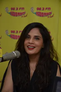 Richa Chadda goes live on Radio Mirchi for Promotions of 'Sarbjit'