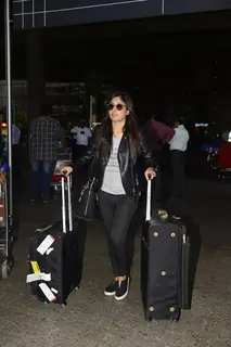 Celebs Snapped at Airport