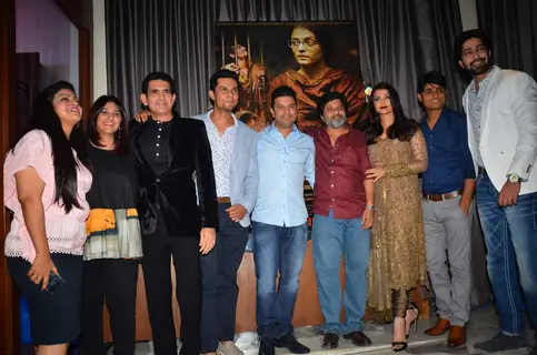 Omung Kumar, Randeep Hooda, Bhushan Kumar and Aishwarya Rai Bachchan at Success Party of 'Sarabjit'