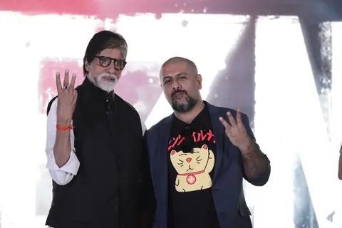 Amitabh Bachchan and Vishal Dadlani at Song Launch of 'TE3N'