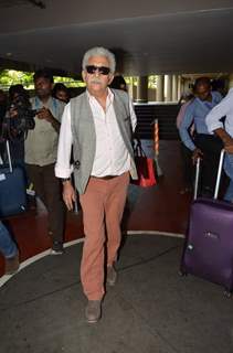 Naseeruddin Shah Snapped at Airport