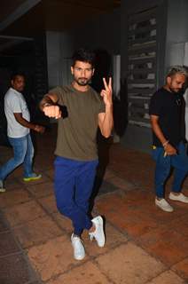 Shahid Kapoor snapped outside Ekta Kapoor's residence!