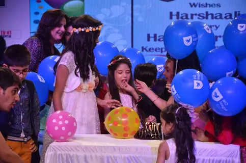 Harshaali Malhotra Celebrates her Birthday at Kids Fashion Week