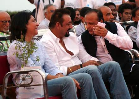 Sanjay Dutt and Priya Dutt at World Enviroment Day Organised by Bhamla Foundation