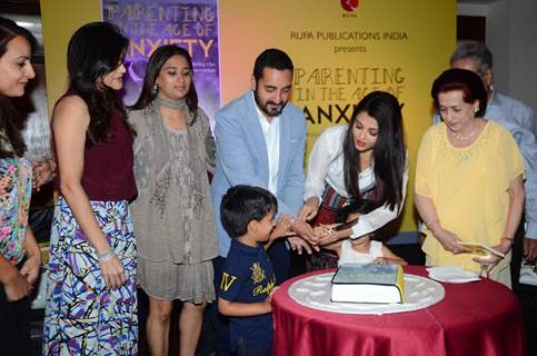 Aishwarya Rai Bachchan at Friend Dr. Zirak Marker's Book