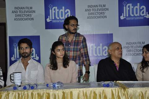 Shahid Kapoor, Alia Bhatt, Vishesh & Mahesh Bhatt at Press Meet of IFTDA for Udta Punjab Controversy