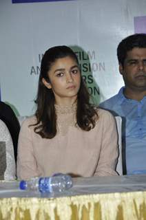 Alia Bhatt Press Meet of IFTDA for Udta Punjab Controversy!