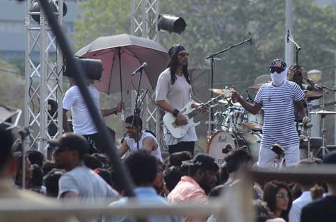 Arjun Rampal and Farhan Akhtar Shoots for Live Performance Scene of Rock on 2!