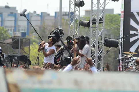 Farhan Akhtar Shoots for Live Performance Scene of Rock on 2!