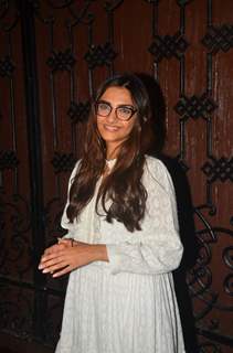 Sonam Kapoor Snapped on her birthday!