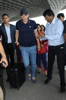 Zidane Snapped at Airport!