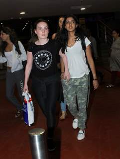 Airport Scenes: Navya Naveli Nanda!