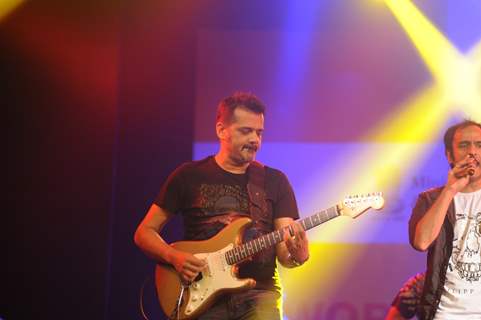 Ehsaan Noorani performs at CPAA Event