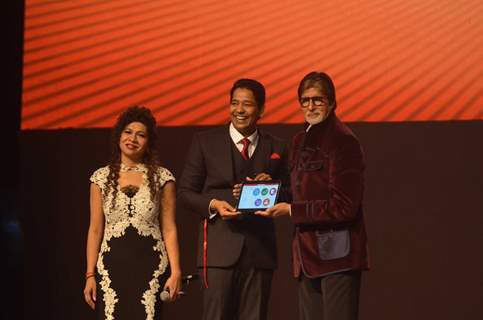 Amitabh Bachchan Launches new learnig tool 'Robomate+'