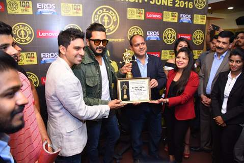 Riteish Deshmukh Launches Golds Gym in Delhi