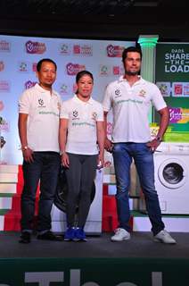 Mary Kom and Randeep Hooda Promotes 'Ariel' Detergent