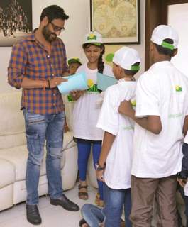 Ajay Devgn Celebrates Father's Day with Kids at Smile Foundation